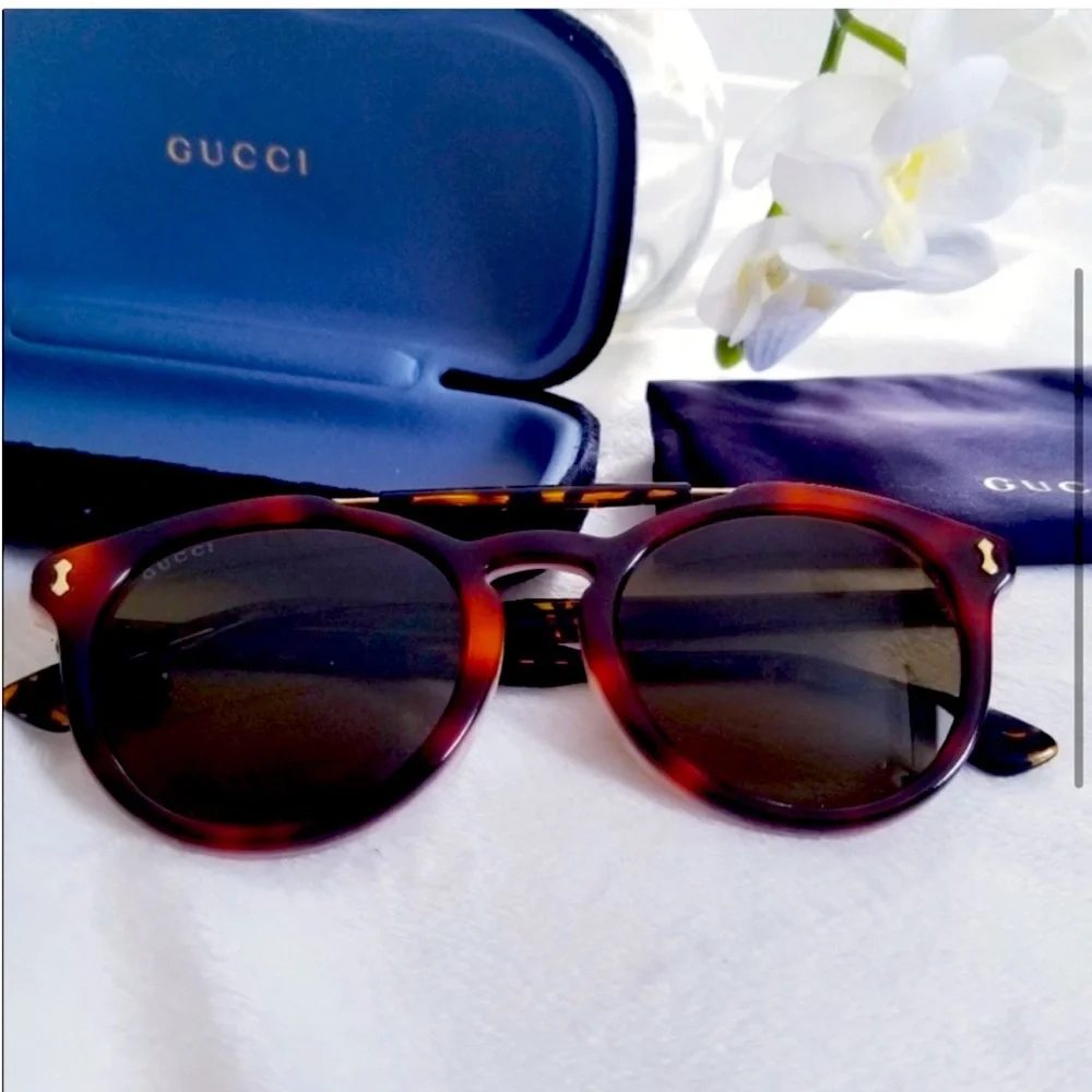 Gucci Havana Sunglasses - Picture 2 of 8